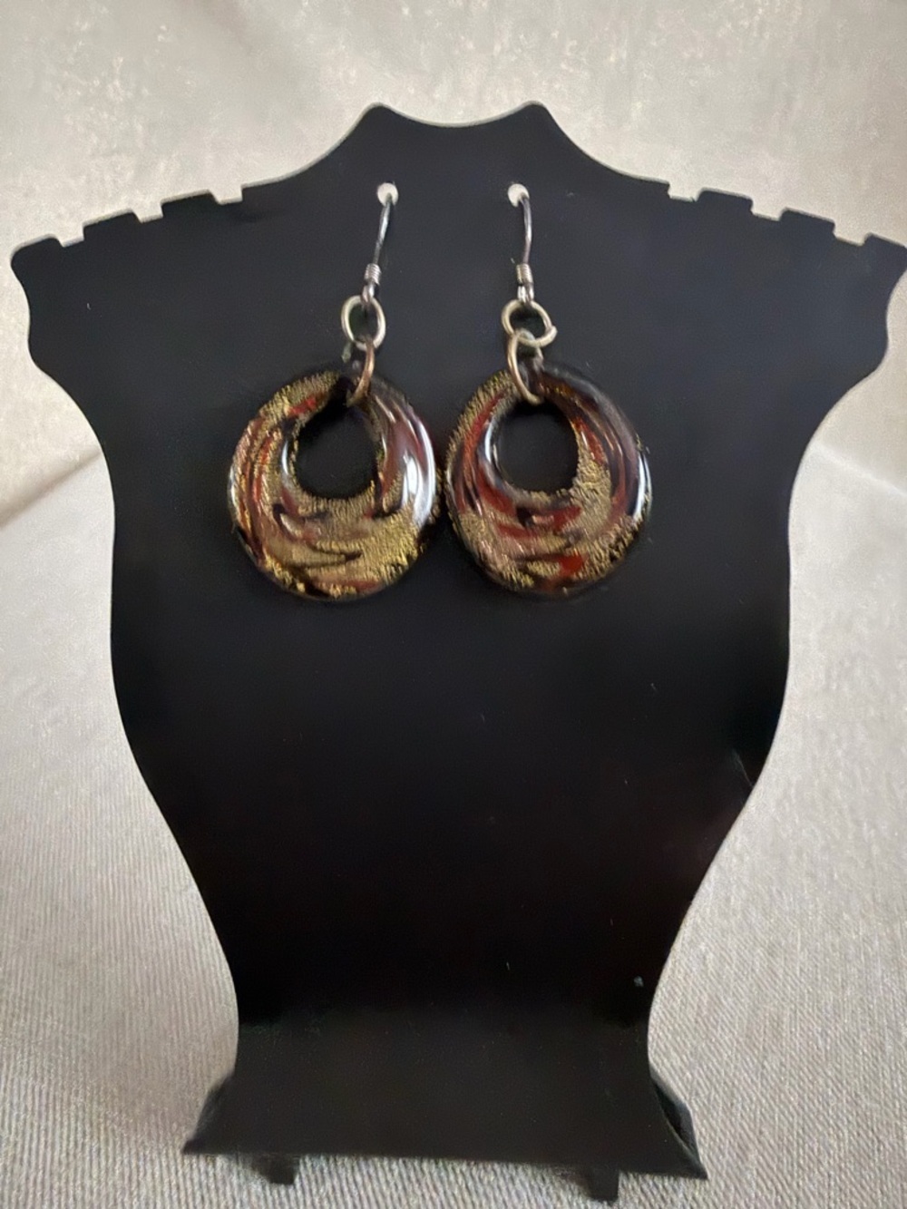 Round Dangle Earrings in Black and Gold